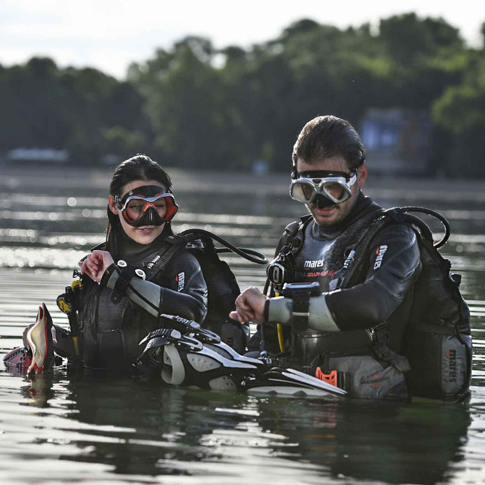 Máscara de buceo X-Vision Ultra Liquidskin Gris Claro-Negro Mares 411052CLLGKLGK