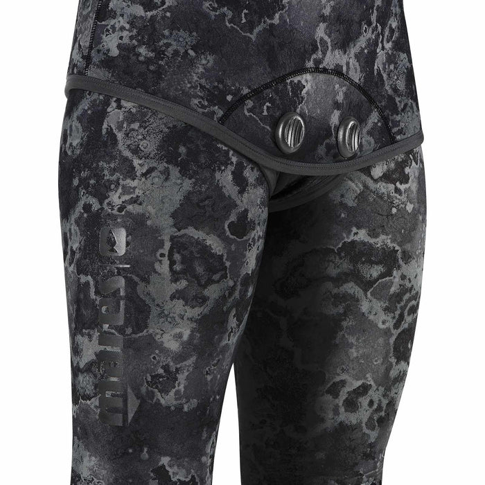 Pantalón de traje de neopreno para apnea Explorer 50 5 mm camuflaje negro Talla 6 Mares 422039S6
