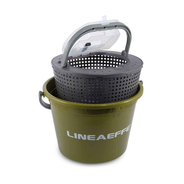 Fish Food Pail With Bucket 18L Lineaeffe 6550020