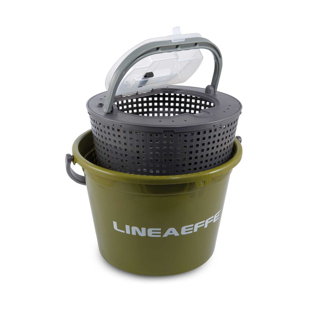Fish Food Pail With Bucket 12L Lineaeffe 6550024